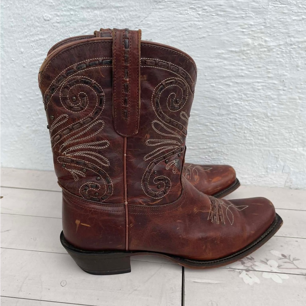Tony Lama Tan Leather Western Boots with Contrast Stitching
